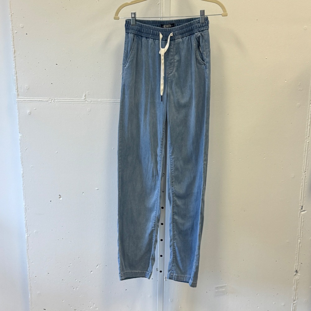 Rewash Brand Light Wash Denim Joggers Women's Small‎ High Rise Drawstring Tencel